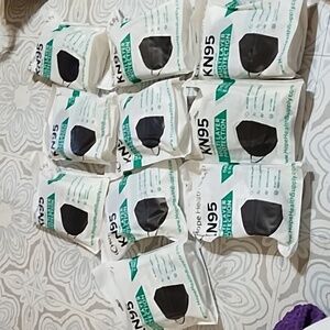 300 Bulk Black Protective Masks 20 Packs Containing 15 mask Per KN95 Respirator